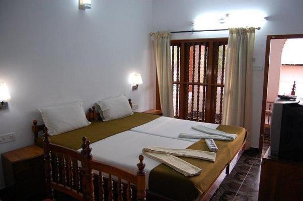 Beach Florra Inn